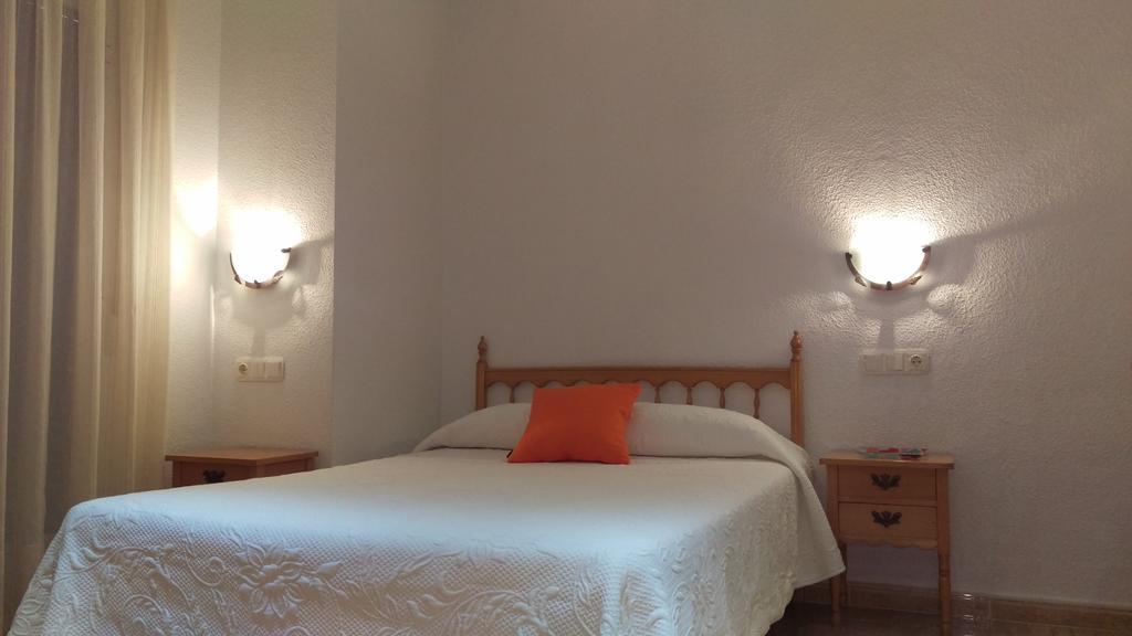 Apartamentos Berlin サン・ペドロ・デル・ピナタル エクステリア 写真