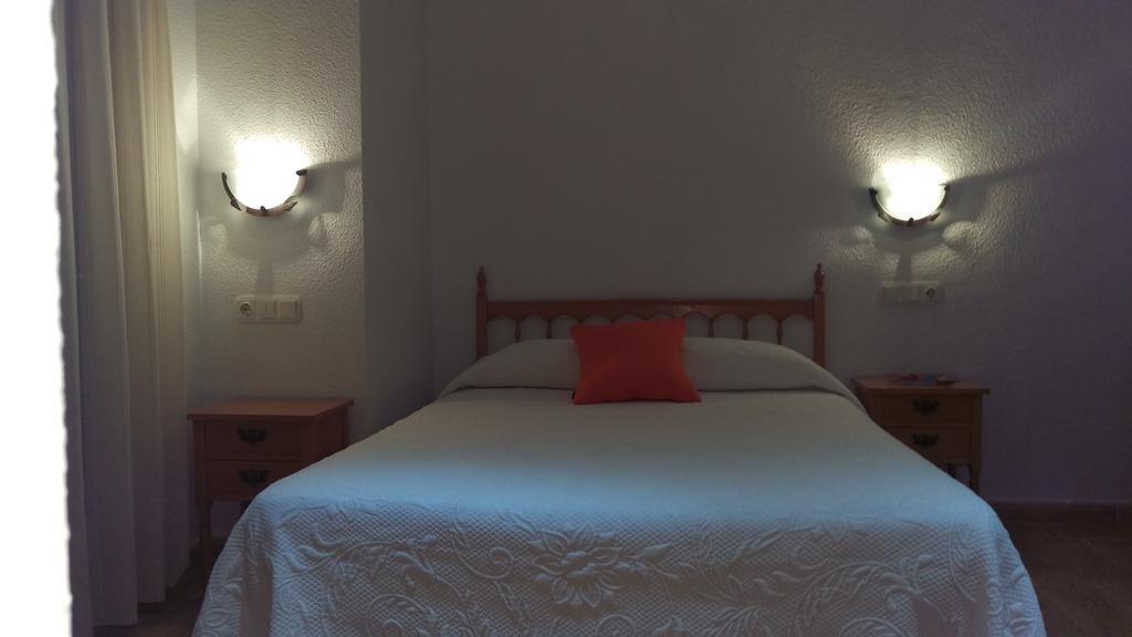 Apartamentos Berlin サン・ペドロ・デル・ピナタル 部屋 写真